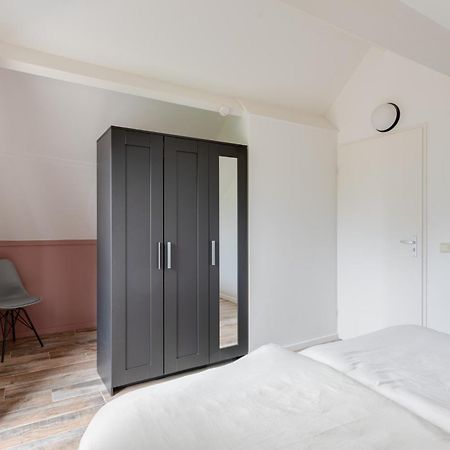 Het Huys Ewijk Mooi Luxe En Een Laadpaal Εξωτερικό φωτογραφία
