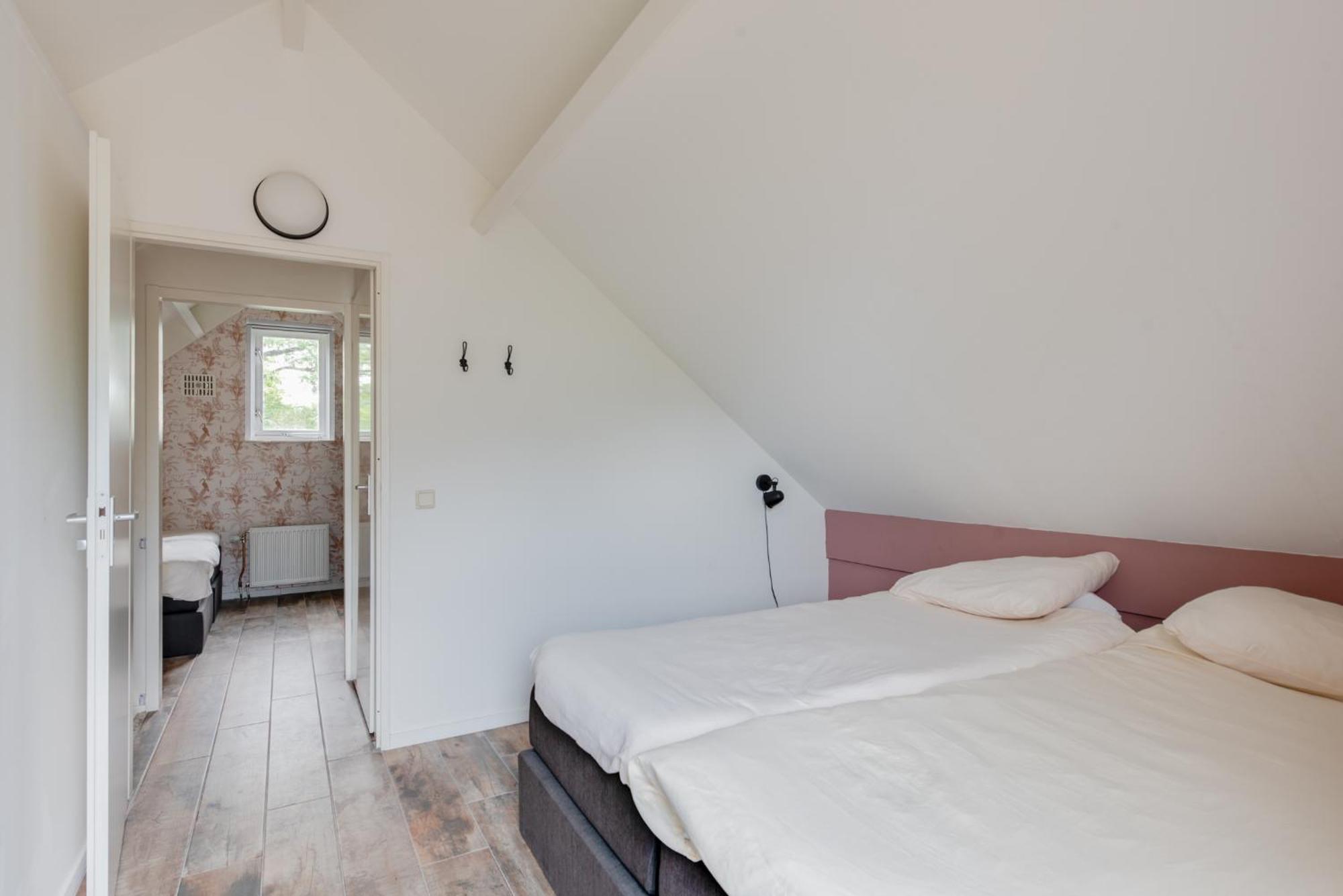 Het Huys Ewijk Mooi Luxe En Een Laadpaal Εξωτερικό φωτογραφία