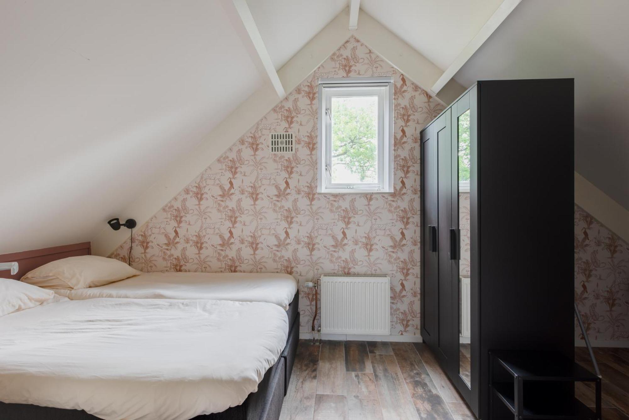 Het Huys Ewijk Mooi Luxe En Een Laadpaal Εξωτερικό φωτογραφία